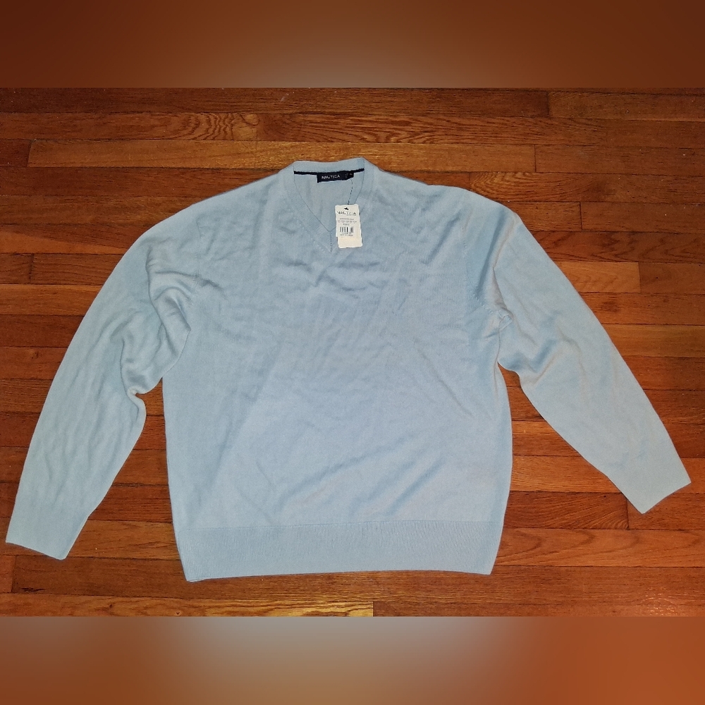Men's Nautica Light Blue Sweater Size X Large, NWT
